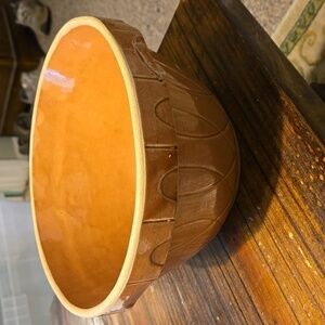 Watt Pottery 9 Inch Yellowware Bowl